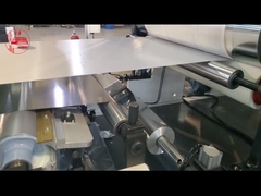 Jak działa ten HRF-1300 Hot Lamination Machine