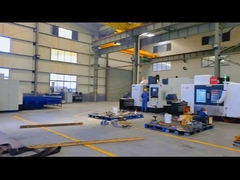 Zaawansowane średnie i duże centra obróbki CNC zapewniają wyższe standardy jakości dla naszych urządzeń